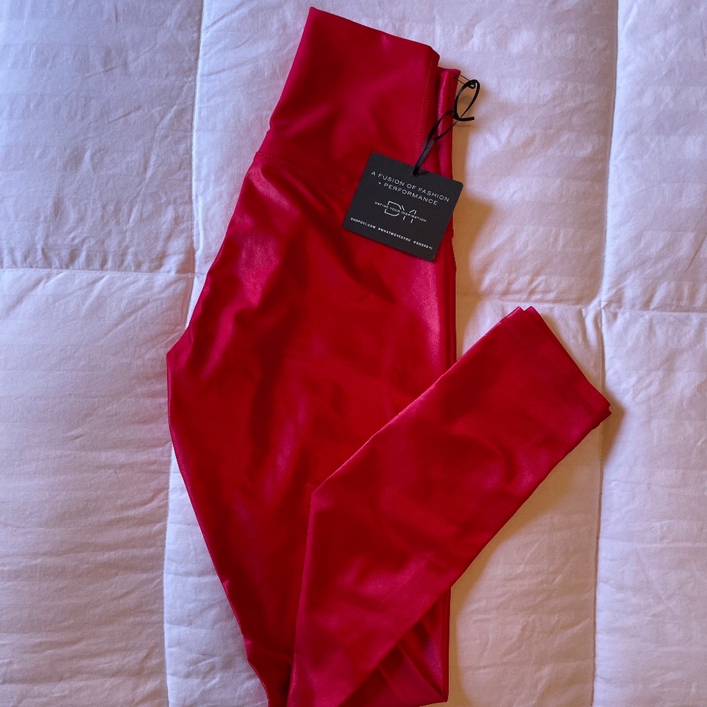 Define Your Inspiration DYI High Shine High Waist Ankle Legging - NWT